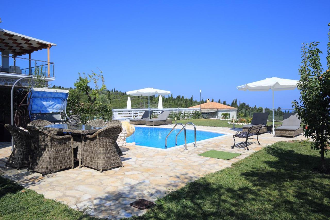 Villas Goudis Tsoukaladhes Exterior photo