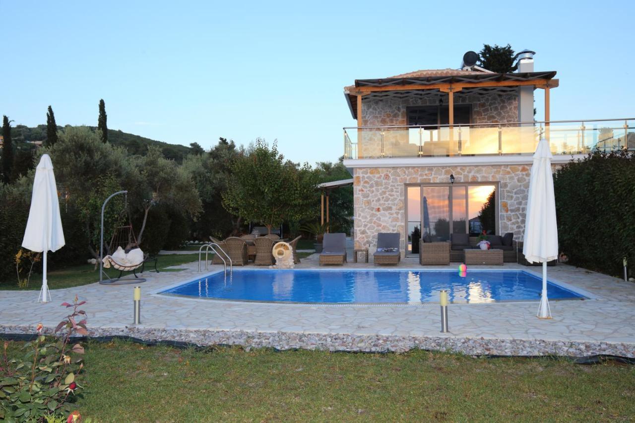Villas Goudis Tsoukaladhes Exterior photo